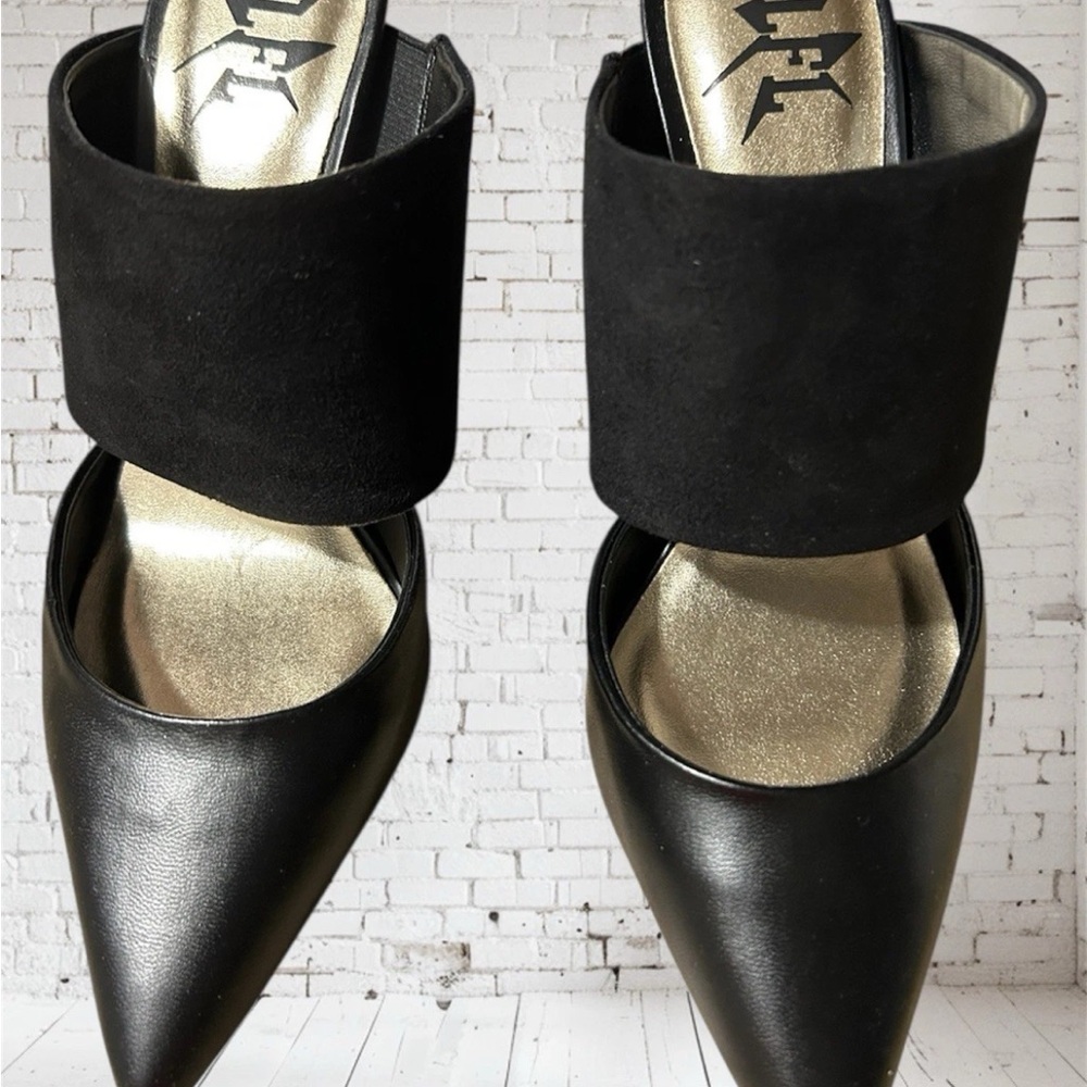 New LFL by Lust for Life Black Mules with Gold Insole